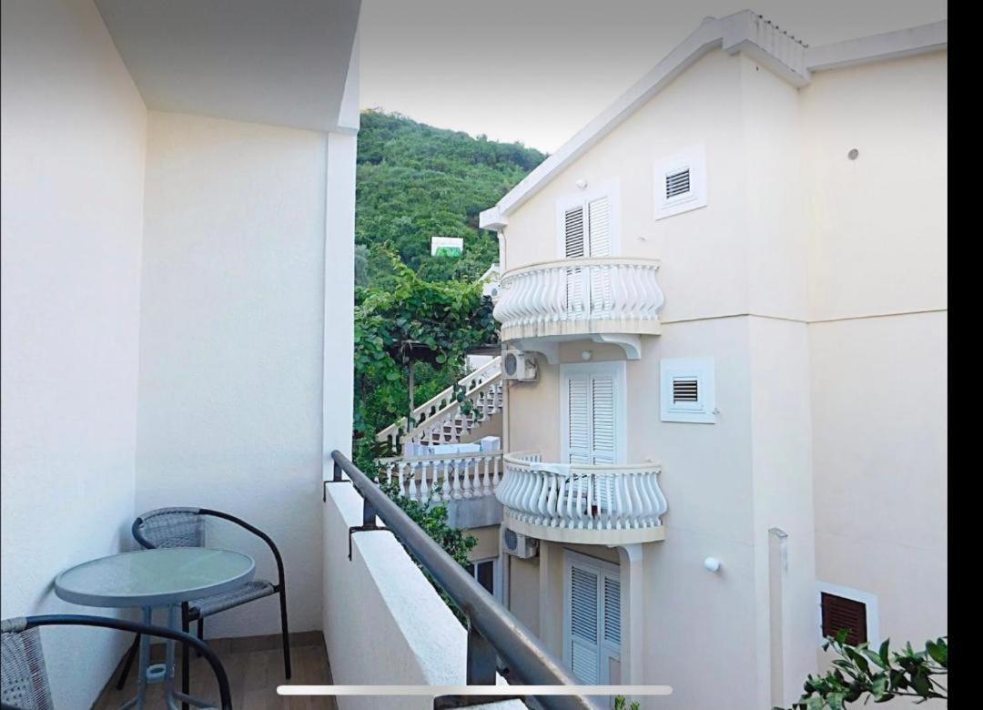 Apartments Lekic Budva Luaran gambar